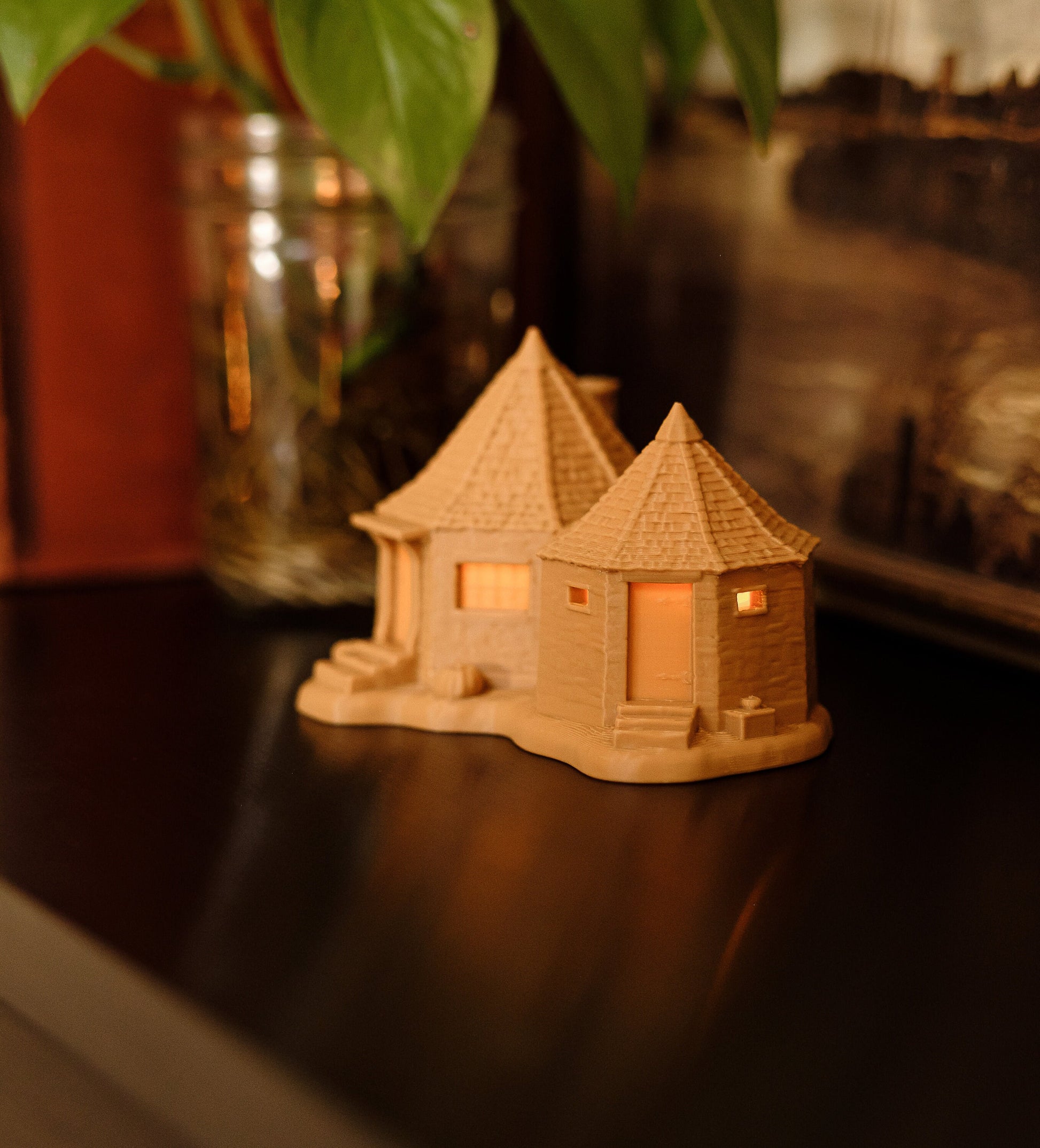 Haggard Gamekeeper’s Hut - Small Flickering 3D Printed Accent Lamp